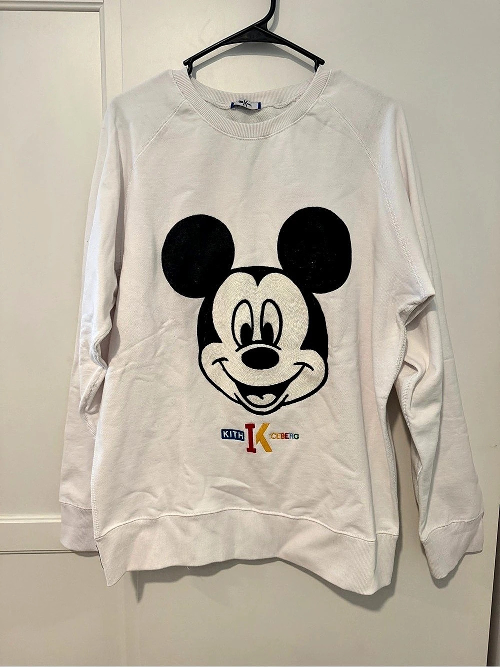 Kith x Disney Mickey Mouse Sweatshirt Mickey Mouse Graphic Sweatshirt in White